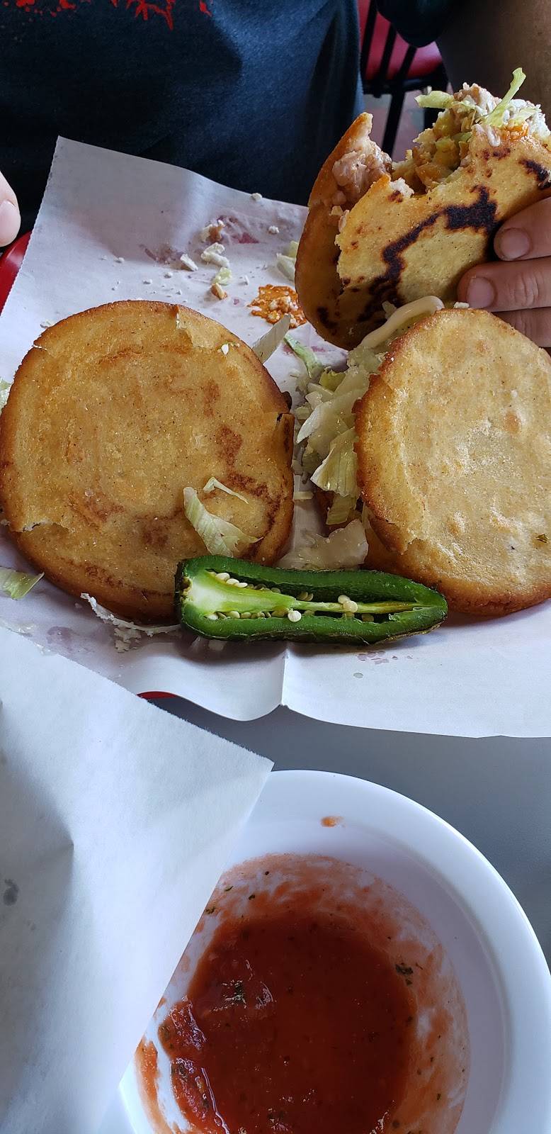 Acapulco All Natural | restaurant | 625 Hyde St, Thomasville, NC 27360, USA | 3363138408 OR +1 336-313-8408