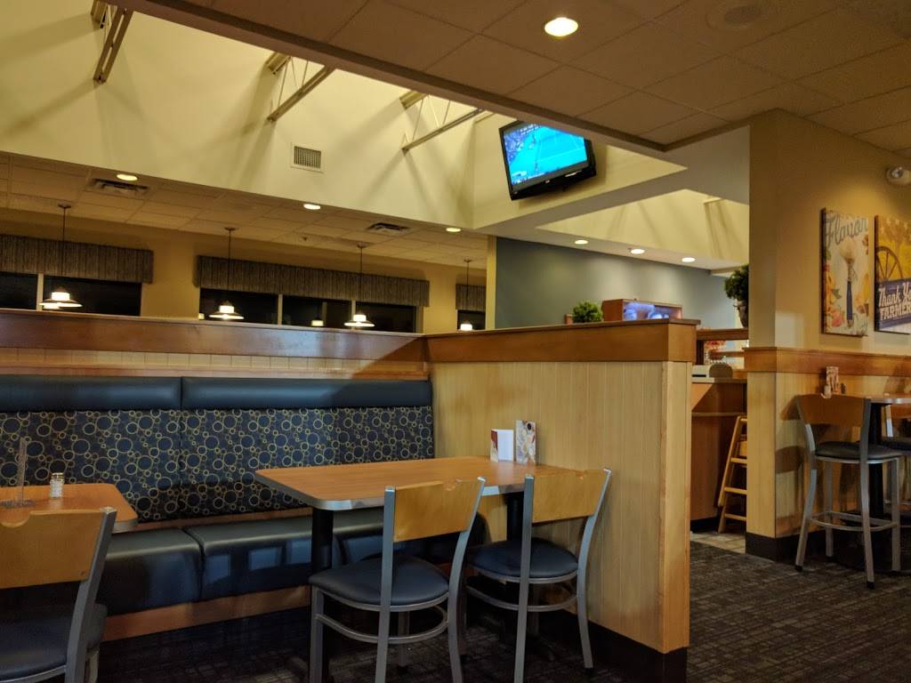 Culvers | restaurant | 2302 S Neil St, Champaign, IL 61820, USA | 2173521699 OR +1 217-352-1699
