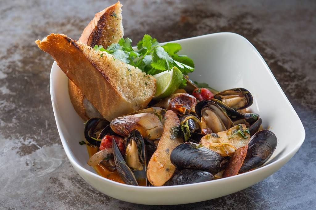 Union 50 | restaurant | 620 N East St, Indianapolis, IN 46202, USA | 3176100234 OR +1 317-610-0234