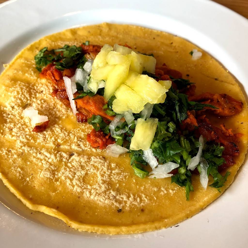 La Vibra Tacos | restaurant | 506 Yale St #A, Houston, TX 77007, USA | 7133895783 OR +1 713-389-5783