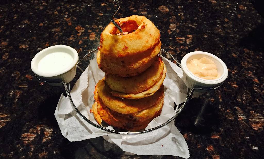 Kavans Tavern Burger Bar | restaurant | 28970 Hayes Rd, Roseville, MI 48066, USA | 5867763500 OR +1 586-776-3500