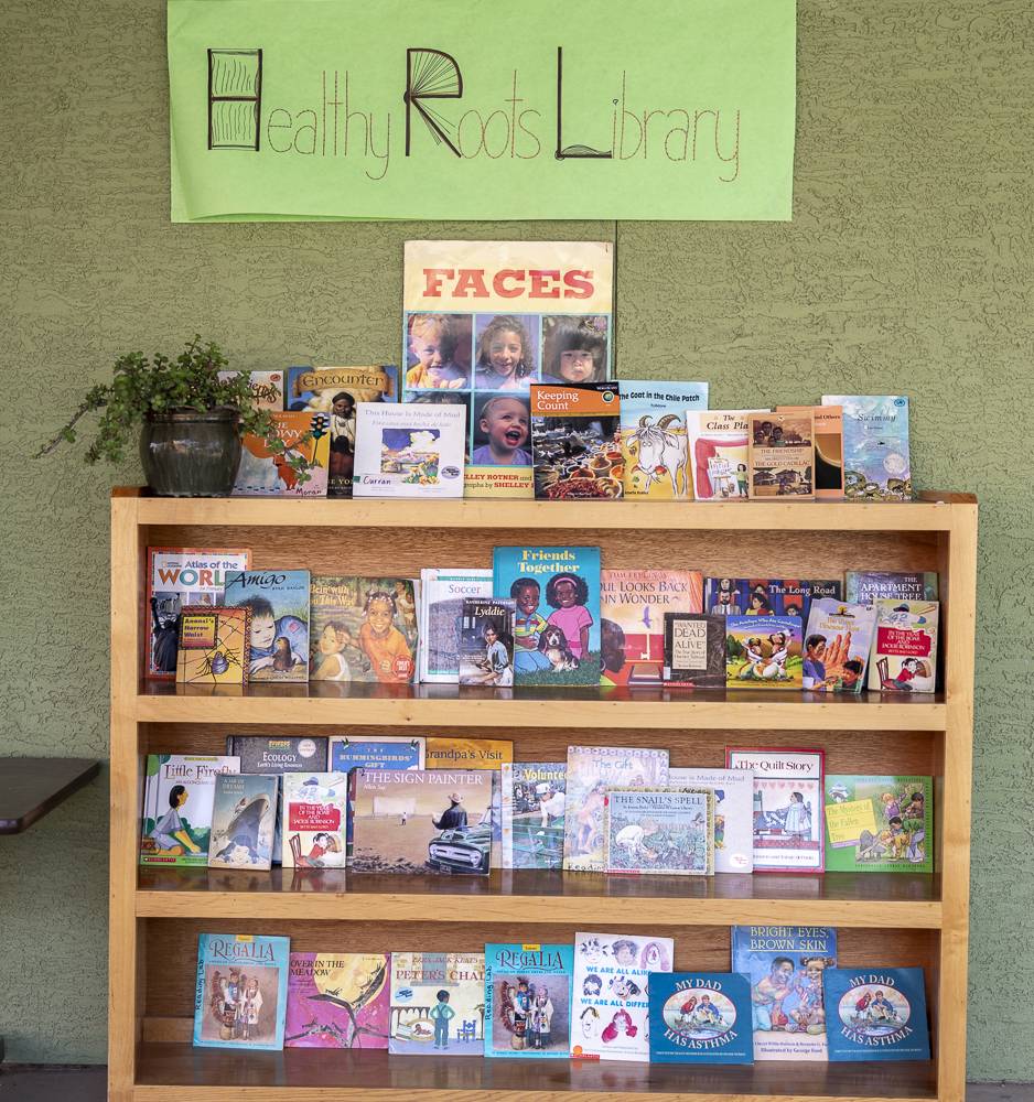 Healthy Roots Cafe | restaurant | 909 W Vineyard Rd A, Phoenix, AZ 85041, USA | 6029890590 OR +1 602-989-0590