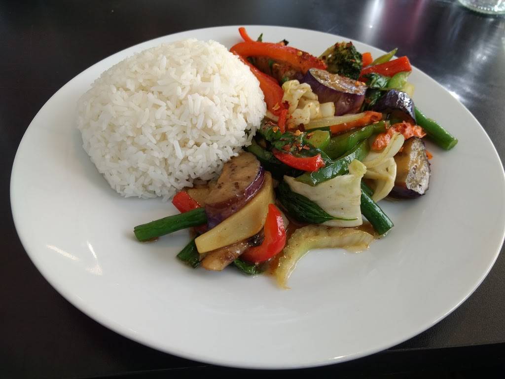 Lanna Thai Cuisine | restaurant | 3346 Ashley Phosphate Rd, North Charleston, SC 29418, USA | 8432079858 OR +1 843-207-9858