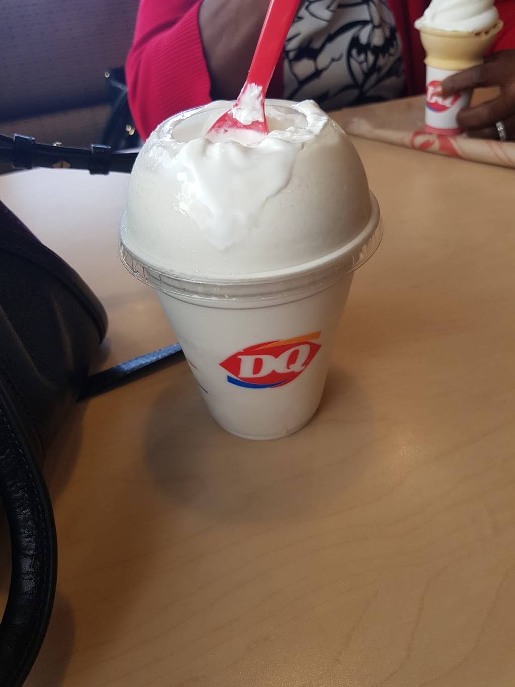 Dairy Queen Grill & Chill | restaurant | 1003 Dundas St E, Whitby, ON L1N 2K4, Canada | 9056685342 OR +1 905-668-5342
