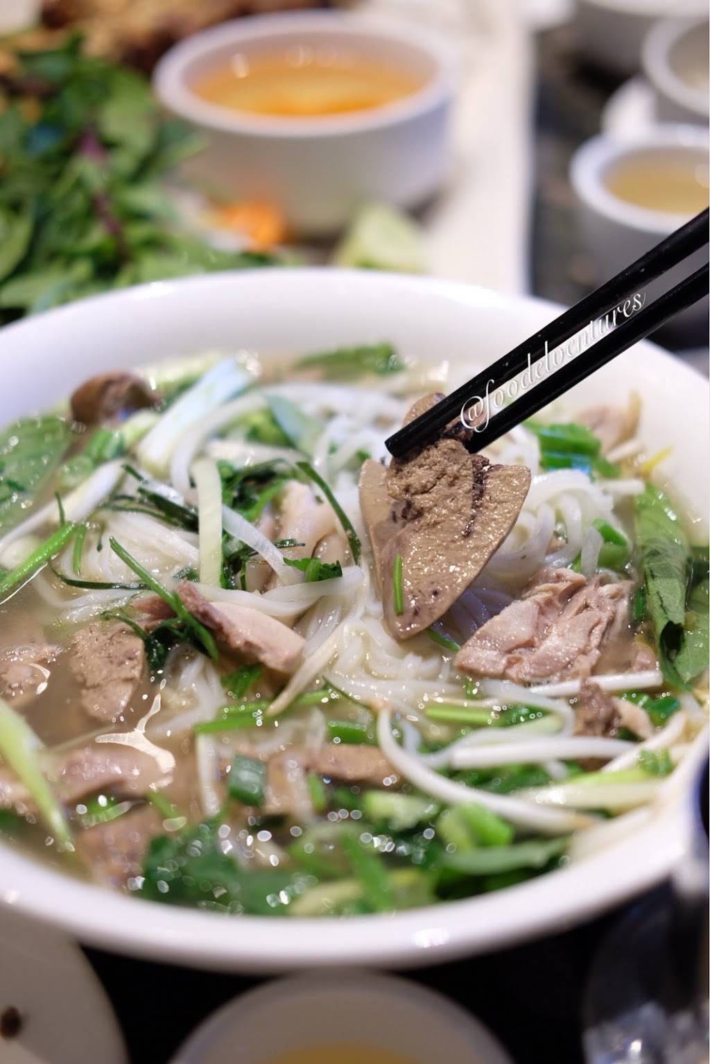 Pho Tay Ho | restaurant | 6414 Rue Saint-Denis, Montréal, QC H2S 2R7, Canada | 5142735627 OR +1 514-273-5627