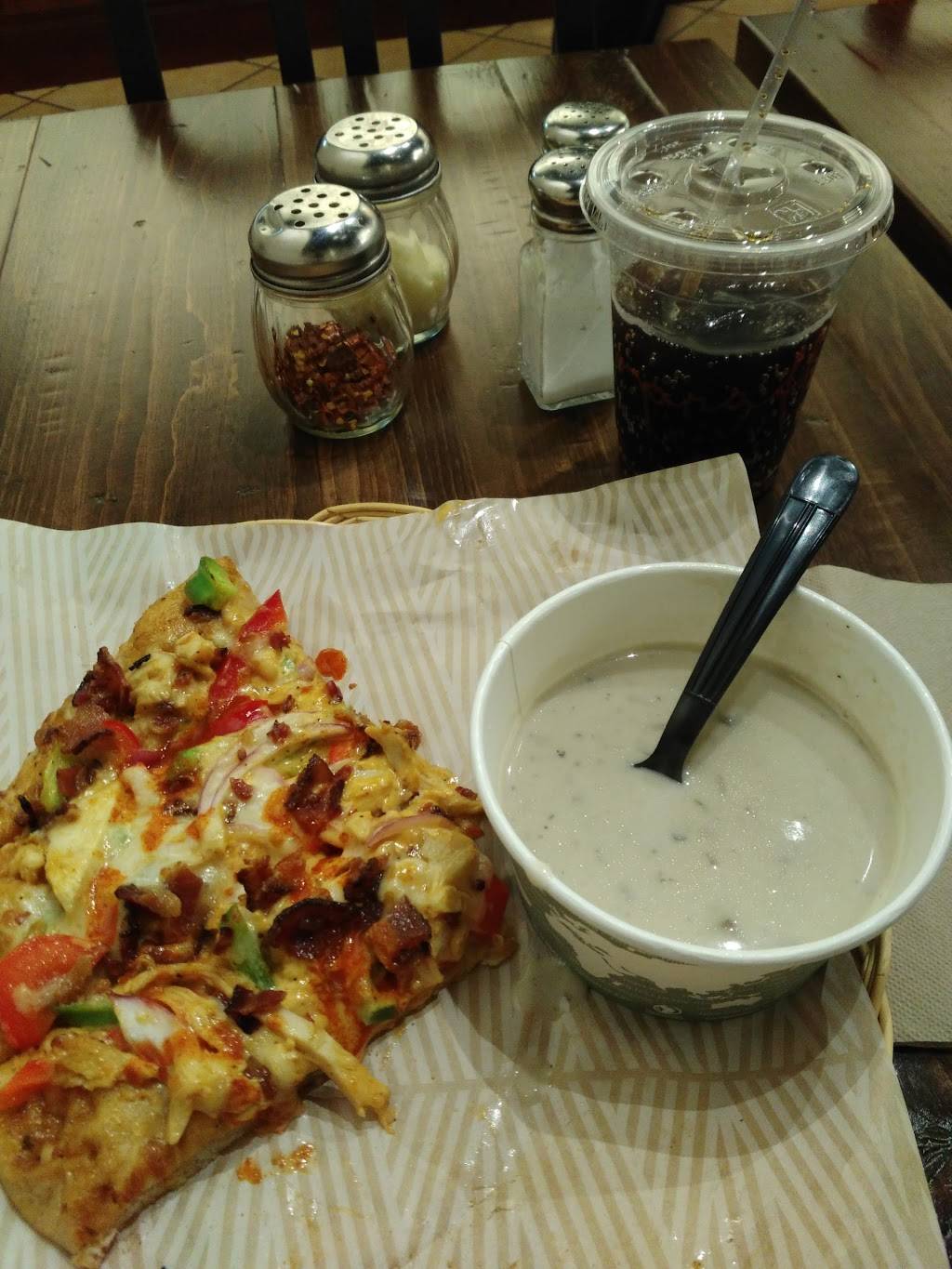 Sopraffina Marketcaffe | restaurant | 175 Jackson Blvd, Chicago, IL 60604, USA | 3125831100 OR +1 312-583-1100