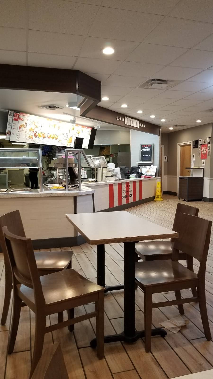 KFC | restaurant | 1300 Main St S, Greenwood, SC 29646, USA | 8642292011 OR +1 864-229-2011