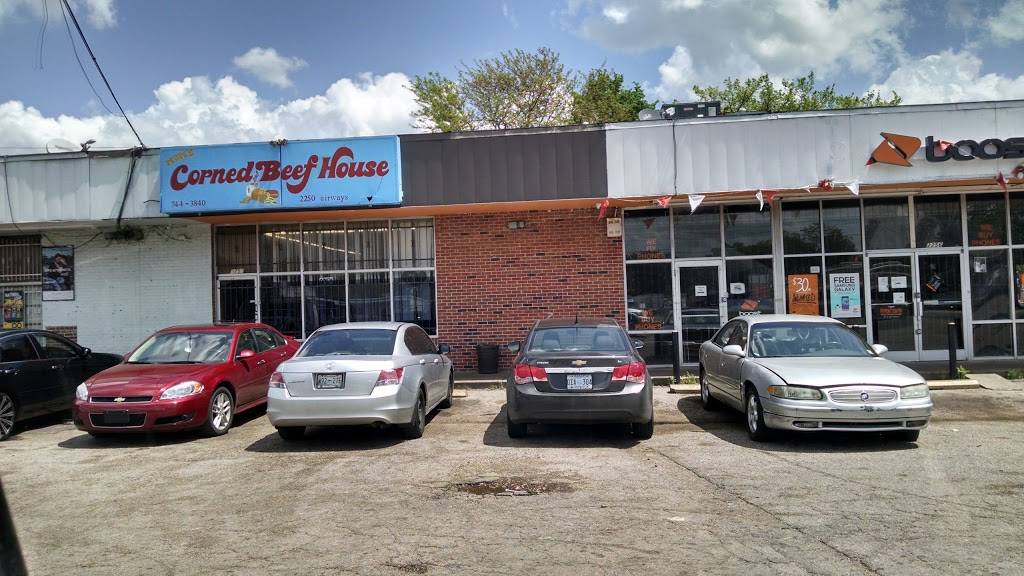 Moms Corned Beef House | restaurant | 2250 Airways Blvd, Memphis, TN 38114, USA | 9017443840 OR +1 901-744-3840