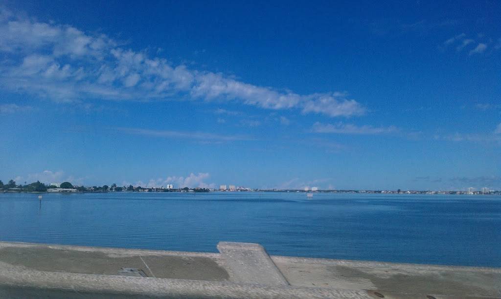 Isla Del Sol Yacht & Country Club | restaurant | 6000 Sun Blvd, St. Petersburg, FL 33715, USA | 7279064752 OR +1 727-906-4752