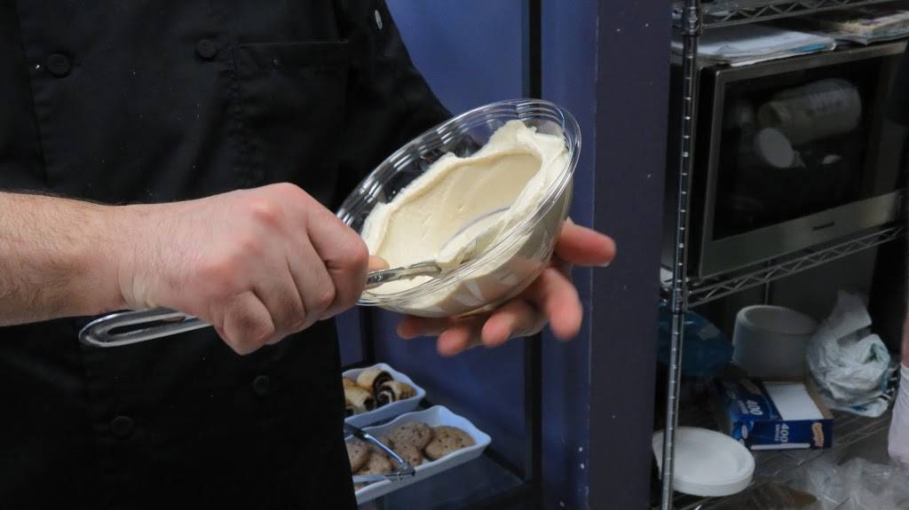 Yanay Dips & Salads | restaurant | 178 NY-59, Monsey, NY 10952, USA | 8454149099 OR +1 845-414-9099