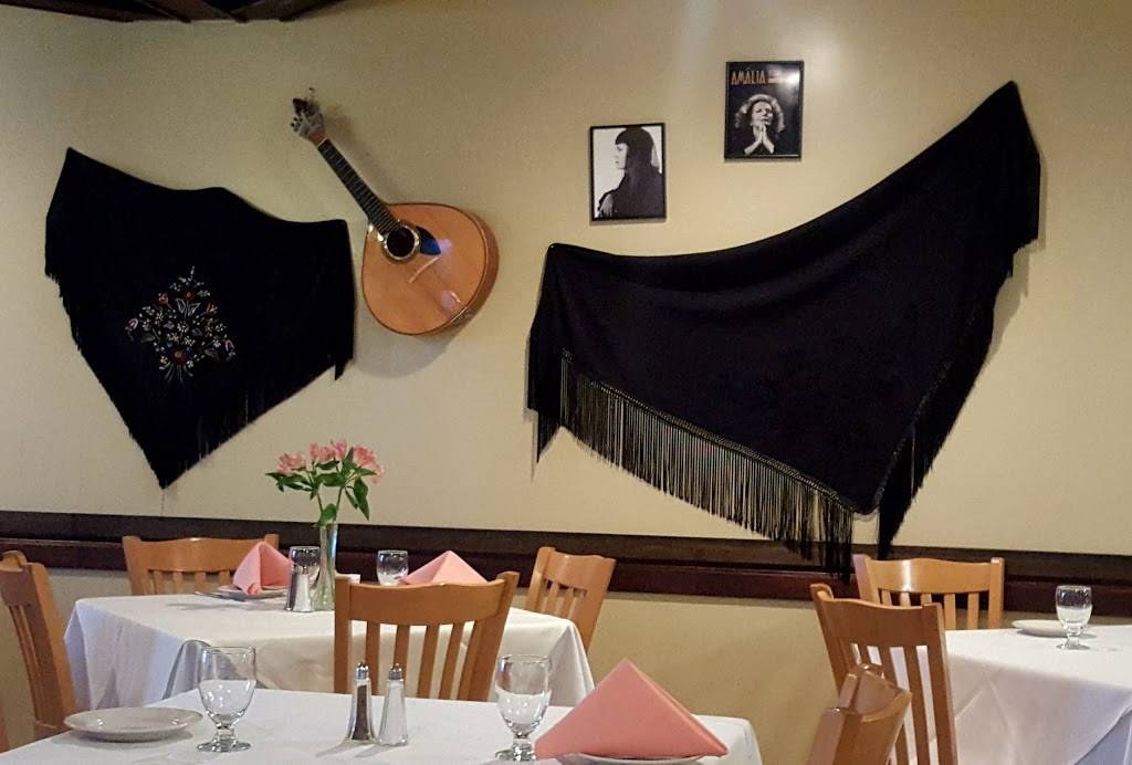 Tio Pepe Restaurant & Bar | restaurant | 6618 Castor Ave, Philadelphia, PA 19149, USA | 2157424775 OR +1 215-742-4775