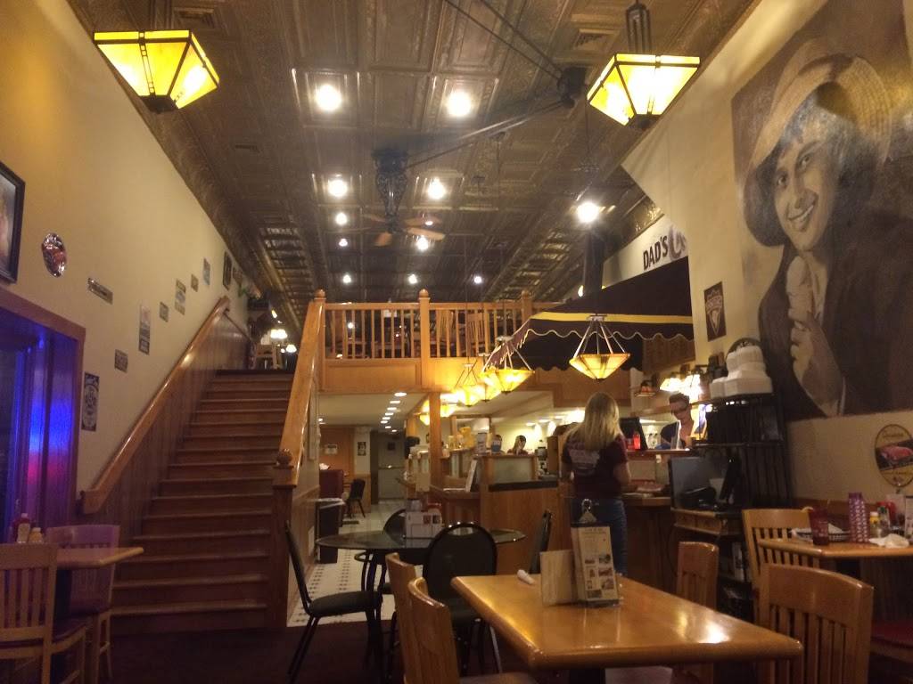 Delongs | restaurant | 201 N Mill St, Pontiac, IL 61764, USA | 8158441983 OR +1 815-844-1983