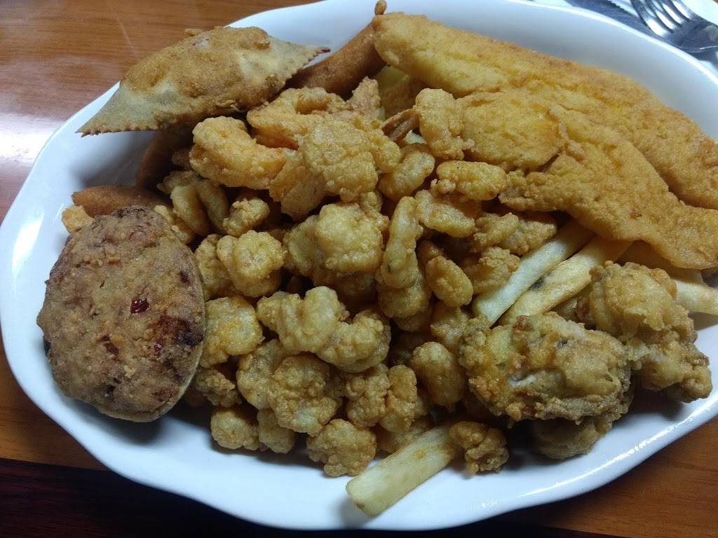 Golden Bay Seafood Restaurant | restaurant | 6164 St Andrews Rd, Columbia, SC 29212, USA | 8038516372 OR +1 803-851-6372
