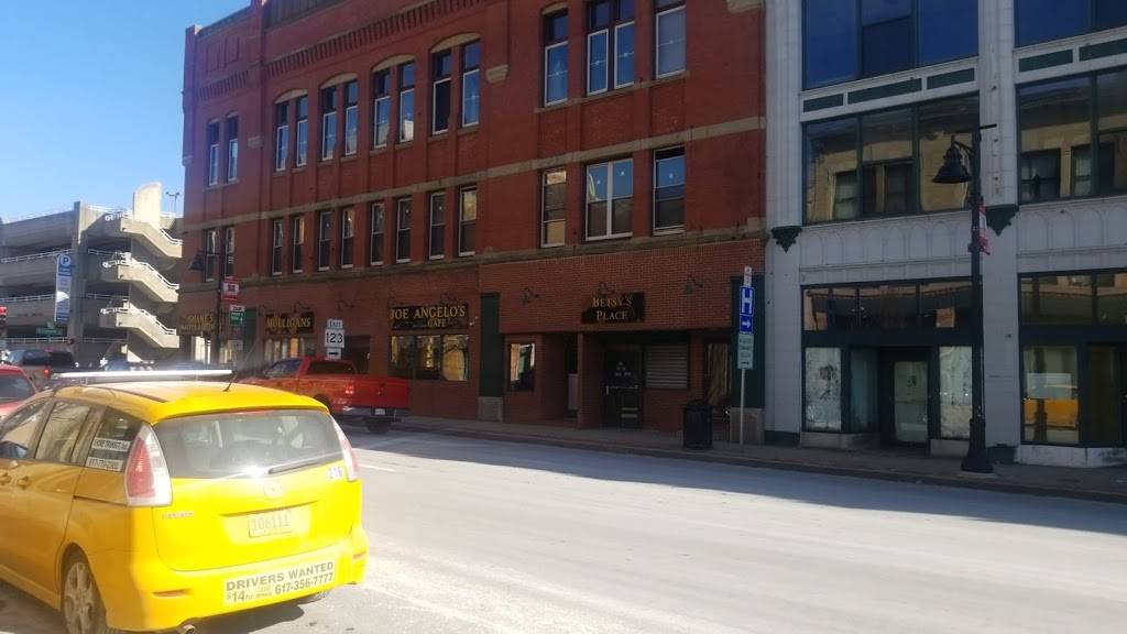 Joe Angelos Cafe | cafe | 11 Crescent St, Brockton, MA 02301, USA | 5085888331 OR +1 508-588-8331