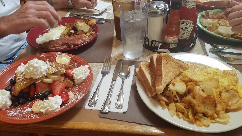 Harriets Kitchen | restaurant | 350 Atwood Ave, Cranston, RI 02920, USA | 4019429534 OR +1 401-942-9534