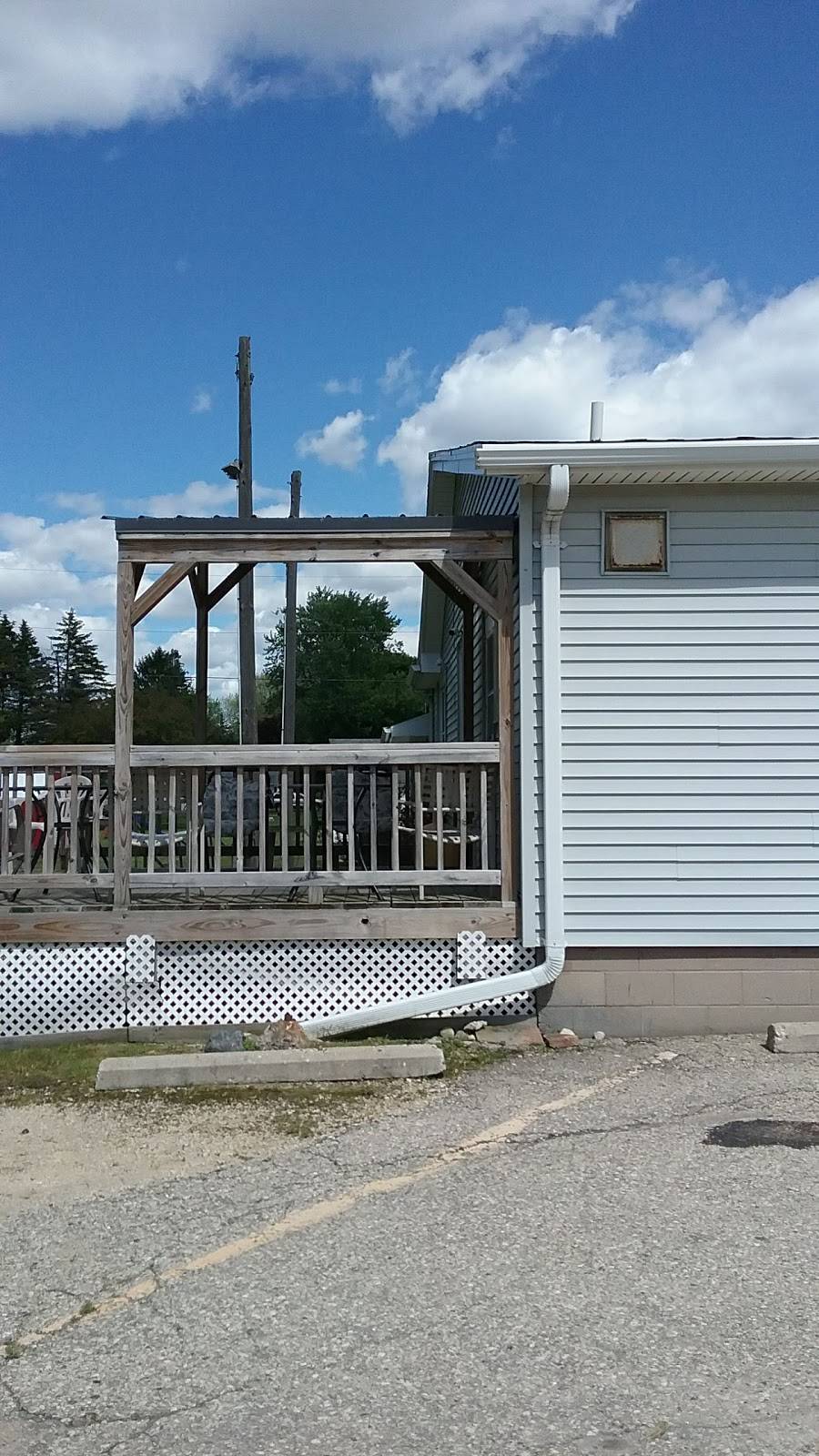 Chances Bar & Grill | restaurant | N8592 Front St, Burnett, WI 53922, USA | 9206892626 OR +1 920-689-2626