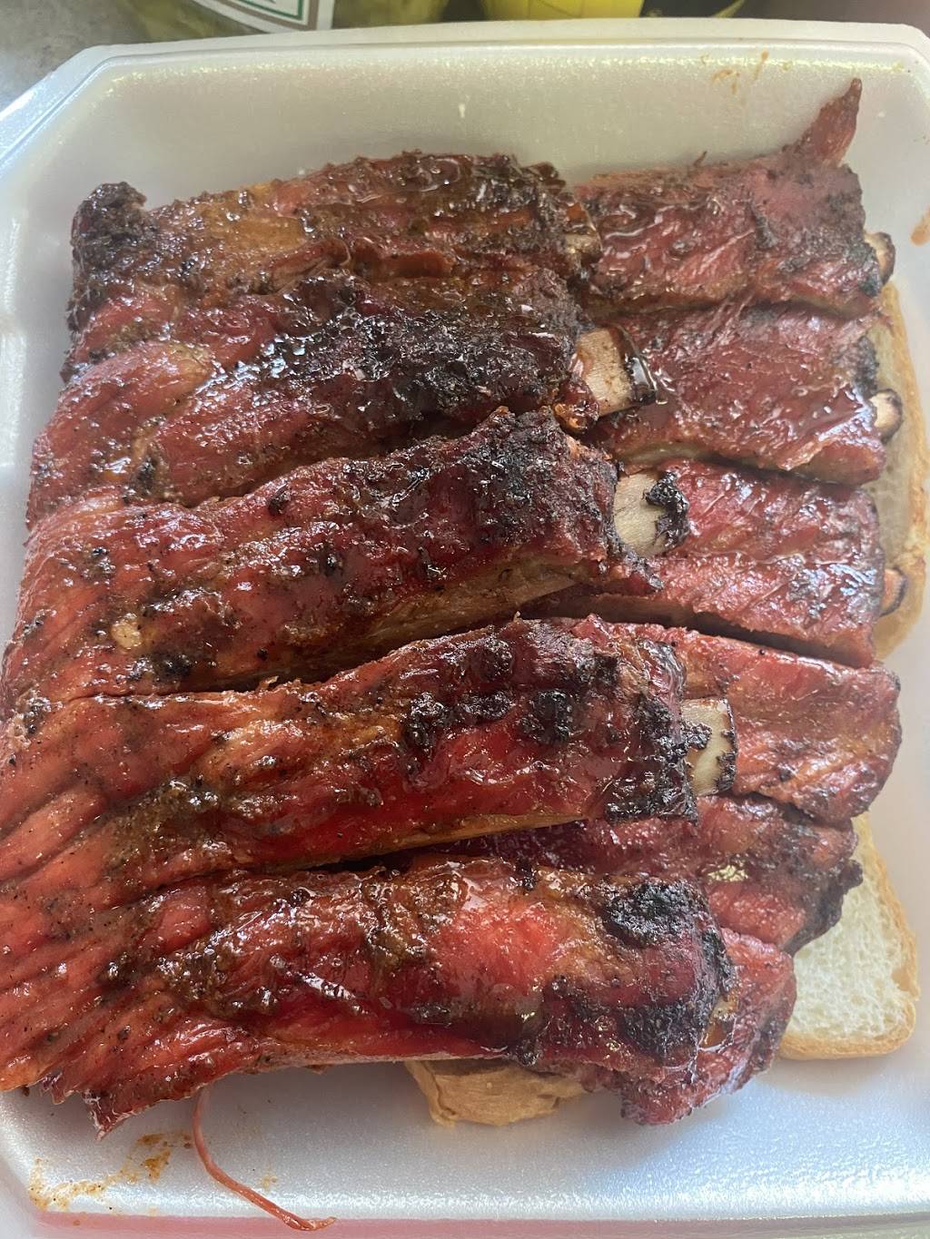 Ron Ds BBQ | restaurant | 6105 Madison Rd, Cincinnati, OH 45227, USA | 5135510771 OR +1 513-551-0771