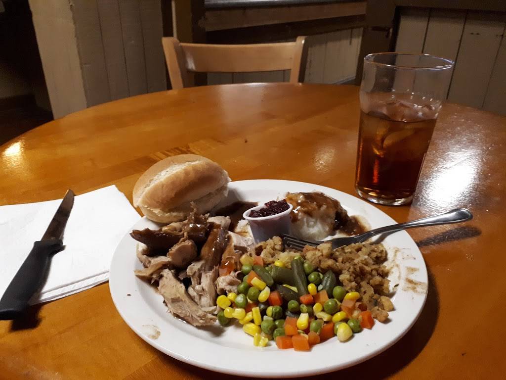 Galley Pump | restaurant | 365 Wentworth St N, Hamilton, ON L8L 5W3, Canada | 9055225225 OR +1 905-522-5225