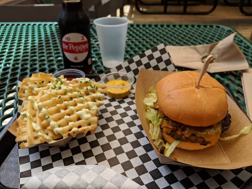 The Snack Shack | restaurant | 2505 Hearst Ave, Berkeley, CA 94709, USA | 5106795171 OR +1 510-679-5171