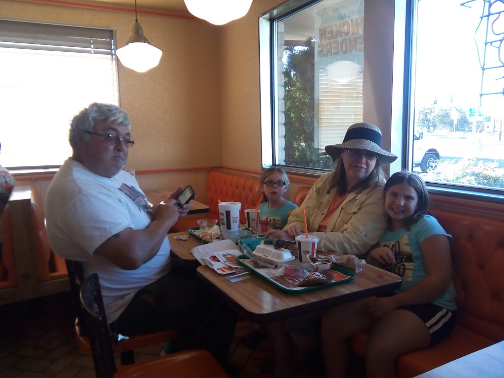 A&W Restaurant | restaurant | 511 Main St, Nyssa, OR 97913, USA | 5413722986 OR +1 541-372-2986