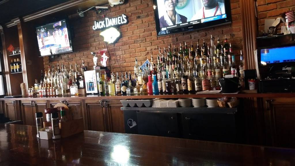 Crows Nest Restaurant | restaurant | 2221 Bandywood Dr, Nashville, TN 37215, USA | 6157830720 OR +1 615-783-0720