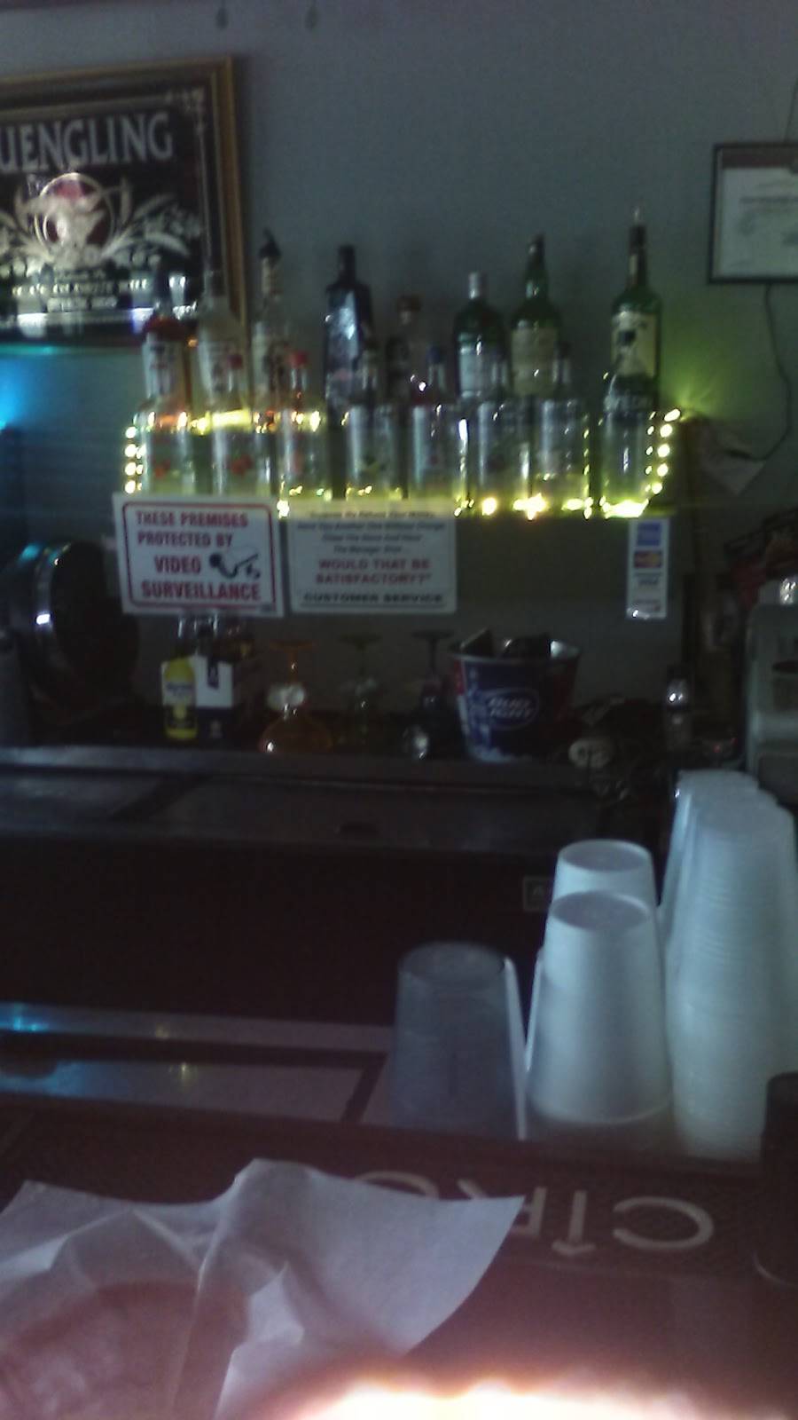 Clubhouse Pub and Grub | restaurant | 47 Harrow Ln, Pawleys Island, SC 29585, USA | 8433143879 OR +1 843-314-3879