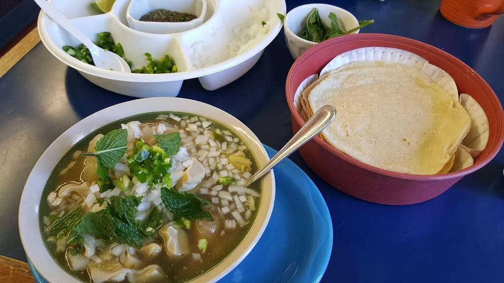 Taqueria Tecoman | restaurant | 106 E Lake Ave, Watsonville, CA 95076, USA | 8317681443 OR +1 831-768-1443