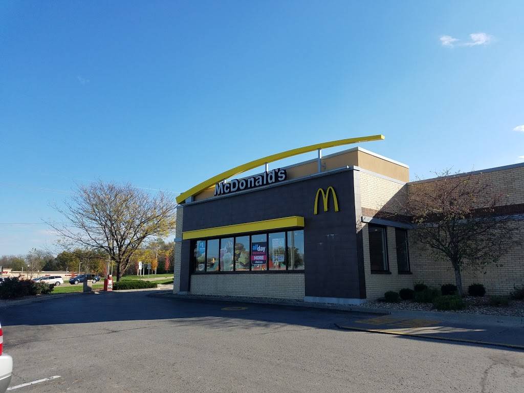 McDonalds | cafe | 199 N Parker St, Olathe, KS 66061, USA | 9138296185 OR +1 913-829-6185