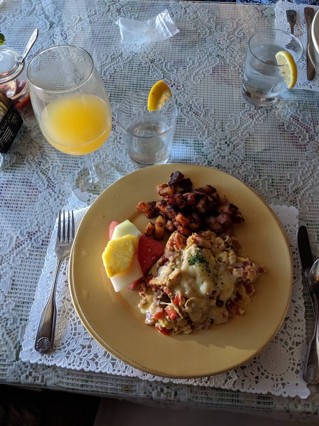 Café Sparrow | restaurant | 8042 Soquel Dr, Aptos, CA 95003, USA | 8316886238 OR +1 831-688-6238