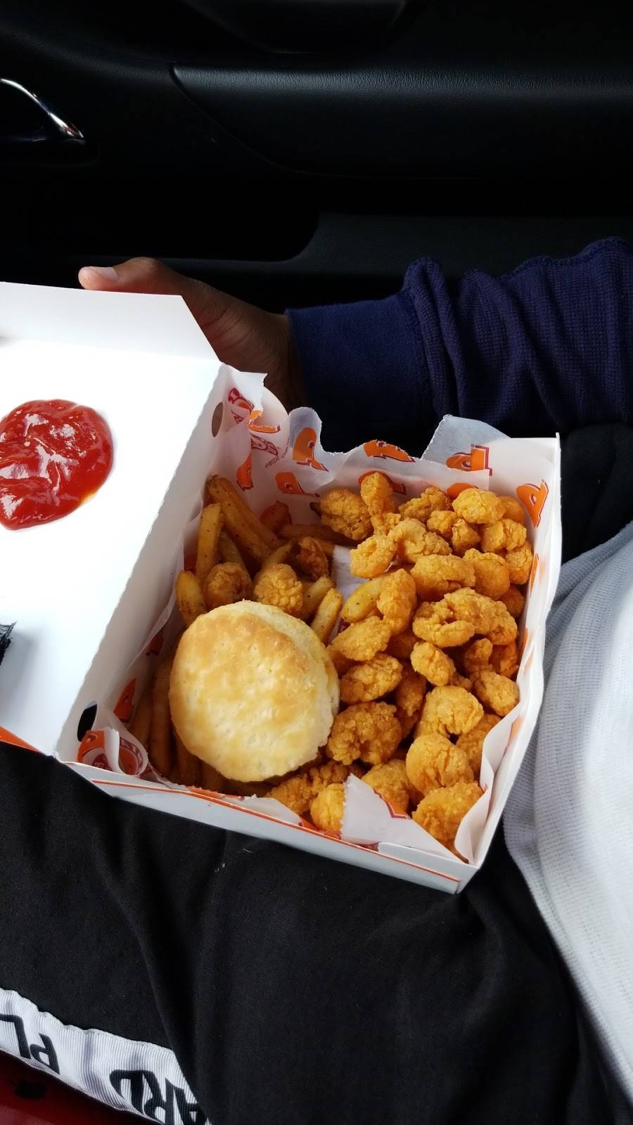 Popeyes Louisiana Kitchen | restaurant | 3301 Fayetteville Rd, Lumberton, NC 28358, USA | 9108024234 OR +1 910-802-4234