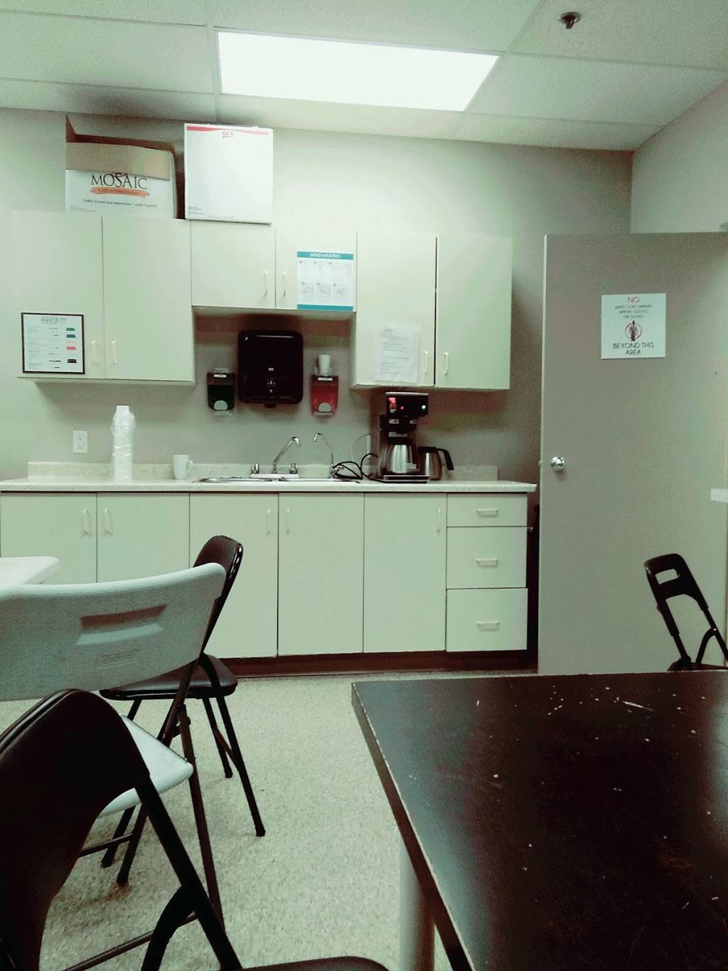 Eating New Creations | restaurant | 5750 Coopers Ave, Mississauga, ON L4Z 2B9, Canada | 4162448436 OR +1 416-244-8436