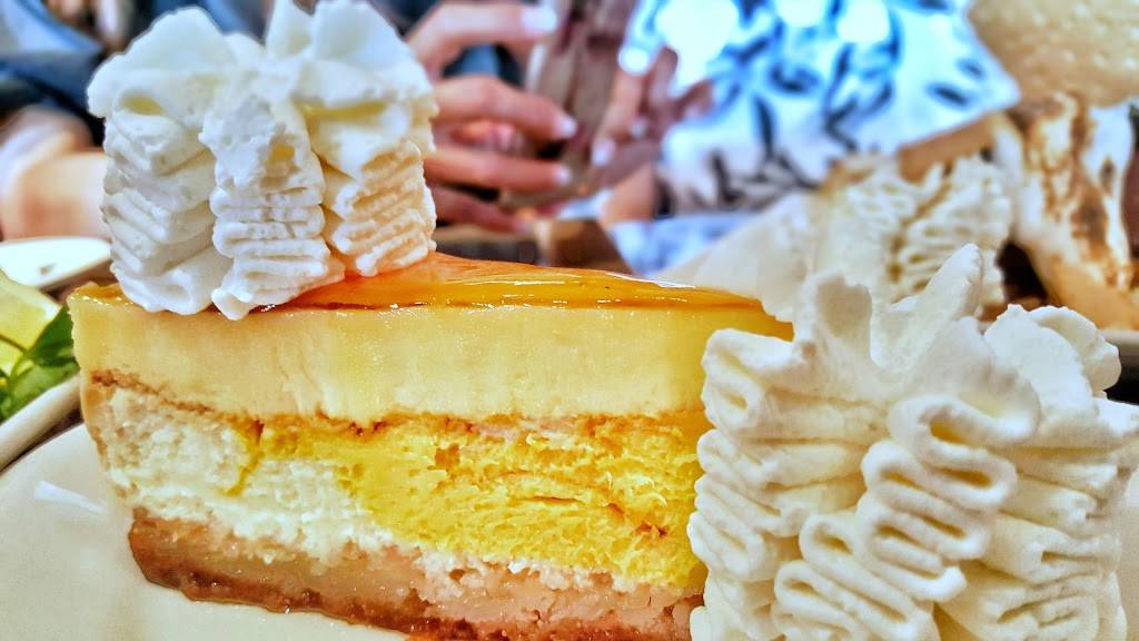 The Cheesecake Factory | restaurant | 364 N Beverly Dr, Beverly Hills, CA 90210, USA | 3102787270 OR +1 310-278-7270