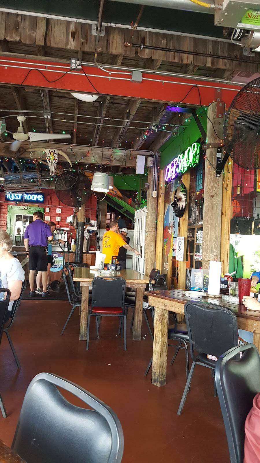 Crazy Alans Swamp Shack | restaurant | 310 Texas Ave, Kemah, TX 77565, USA | 2813345000 OR +1 281-334-5000