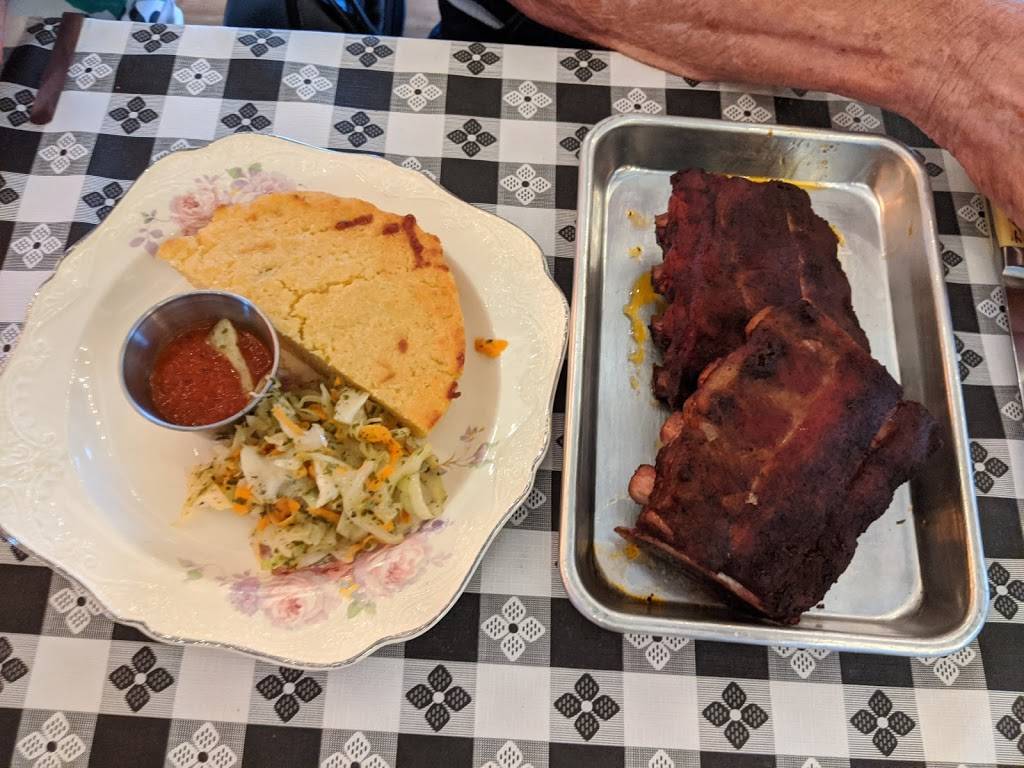 Backwoods Bar & Kitchen | restaurant | 469 Orange Rd, Dallas, PA 18612, USA | 5703337191 OR +1 570-333-7191