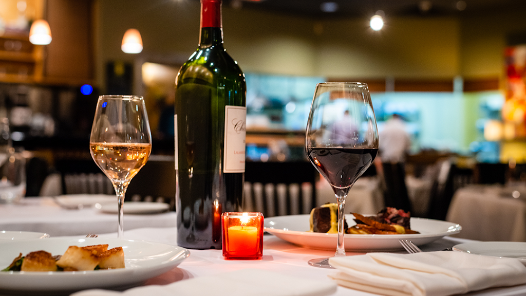 Bergamot | restaurant | 118 Beacon St, Somerville, MA 02143, USA | 6175767700 OR +1 617-576-7700