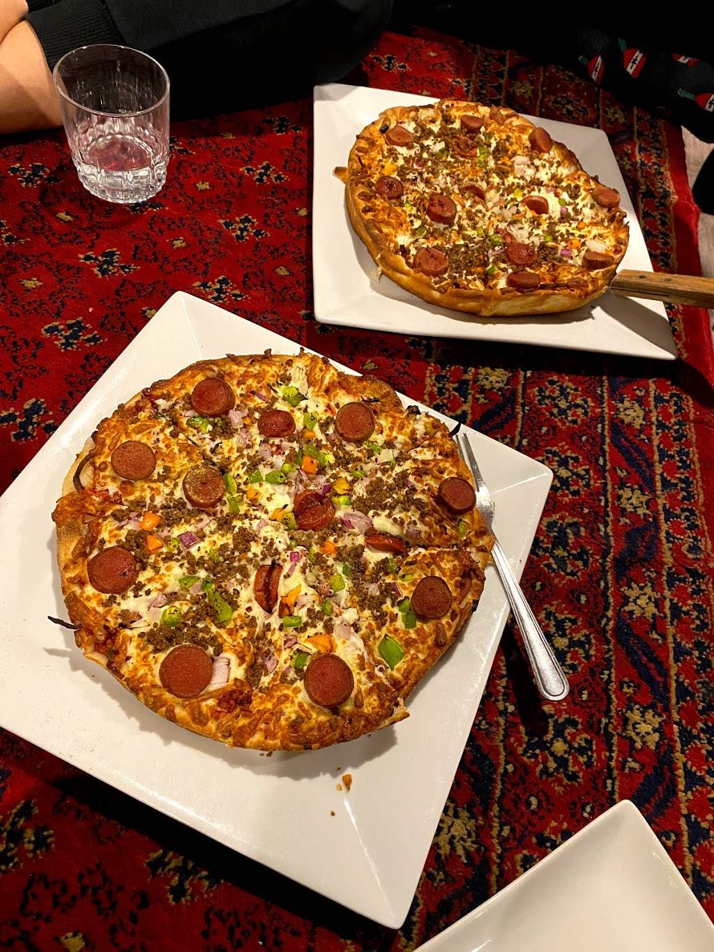 Roses New York | restaurant | 13130 Yonge St, Richmond Hill, ON L4E 2T3, Canada | 9057730111 OR +1 905-773-0111