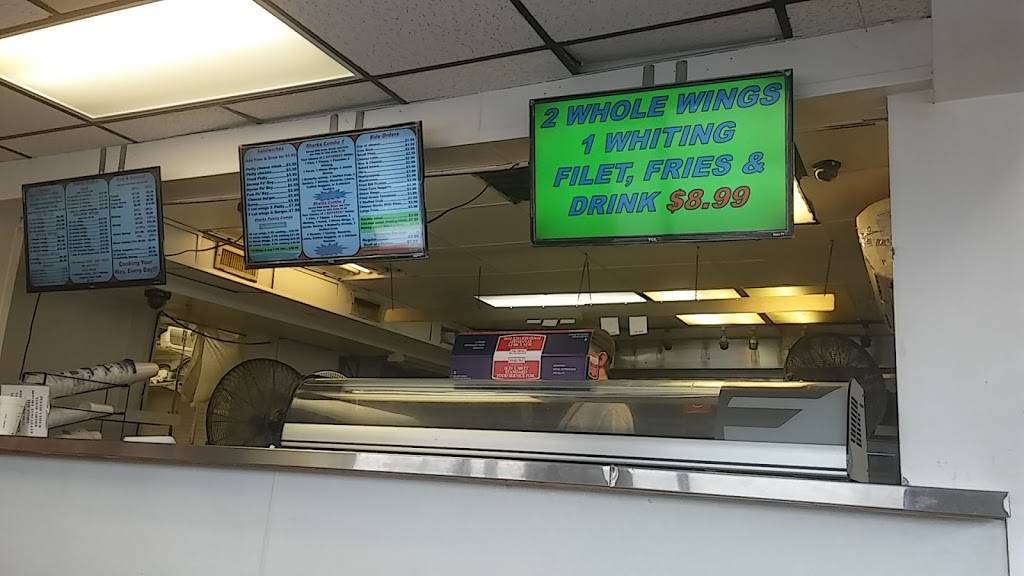 Sharks Fish & Chicken | restaurant | 7700 1st Ave N, Birmingham, AL 35206, USA | 2058369999 OR +1 205-836-9999