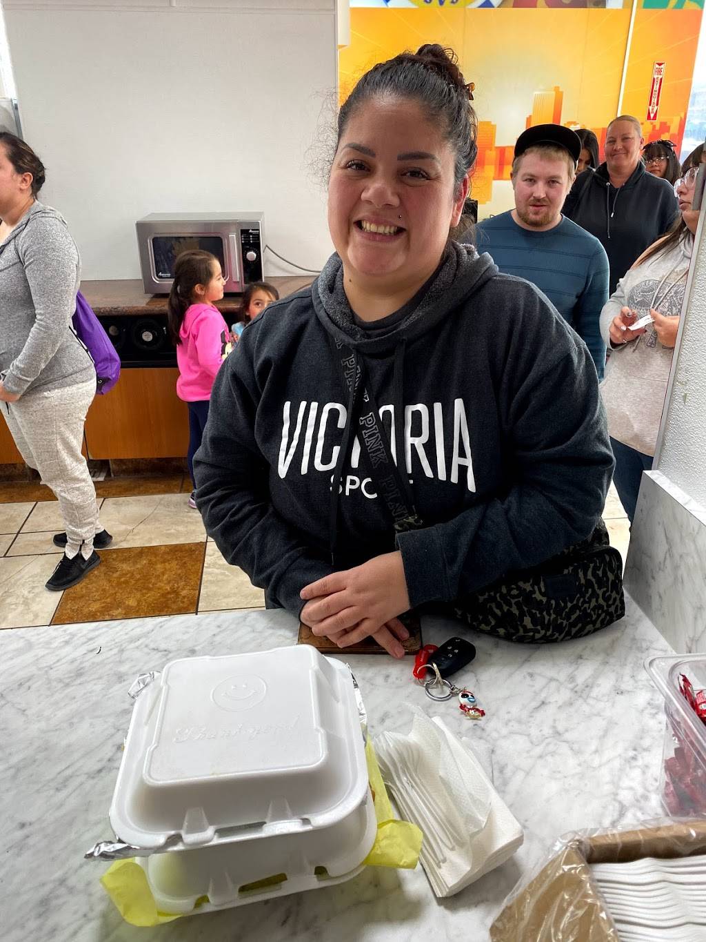 Fries Galore | restaurant | 13188 Main St, Hesperia, CA 92345, USA | 9096599264 OR +1 909-659-9264