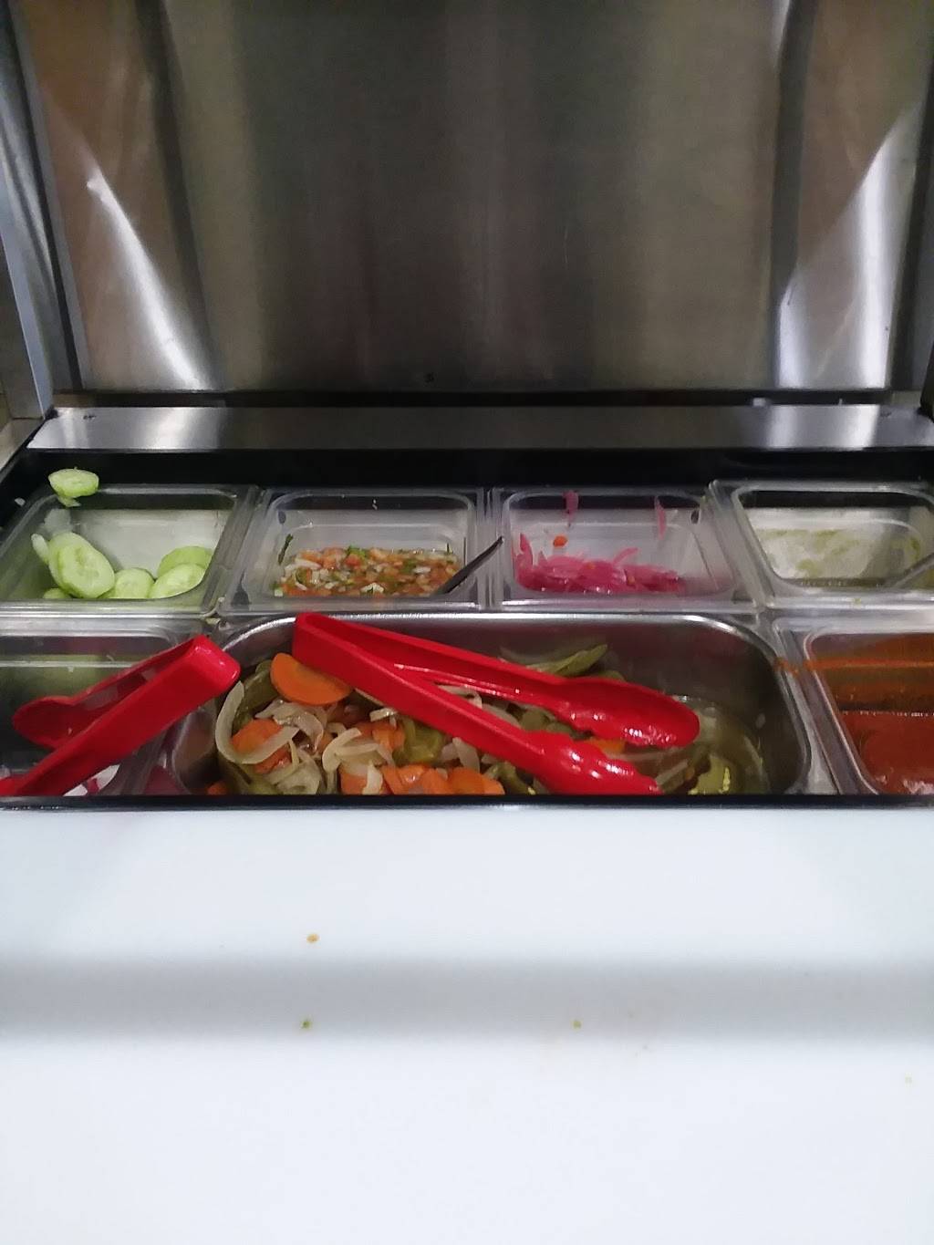 El Taco Llama | restaurant | 16858 Sherman Way, Van Nuys, CA 91406, USA | 8189979360 OR +1 818-997-9360