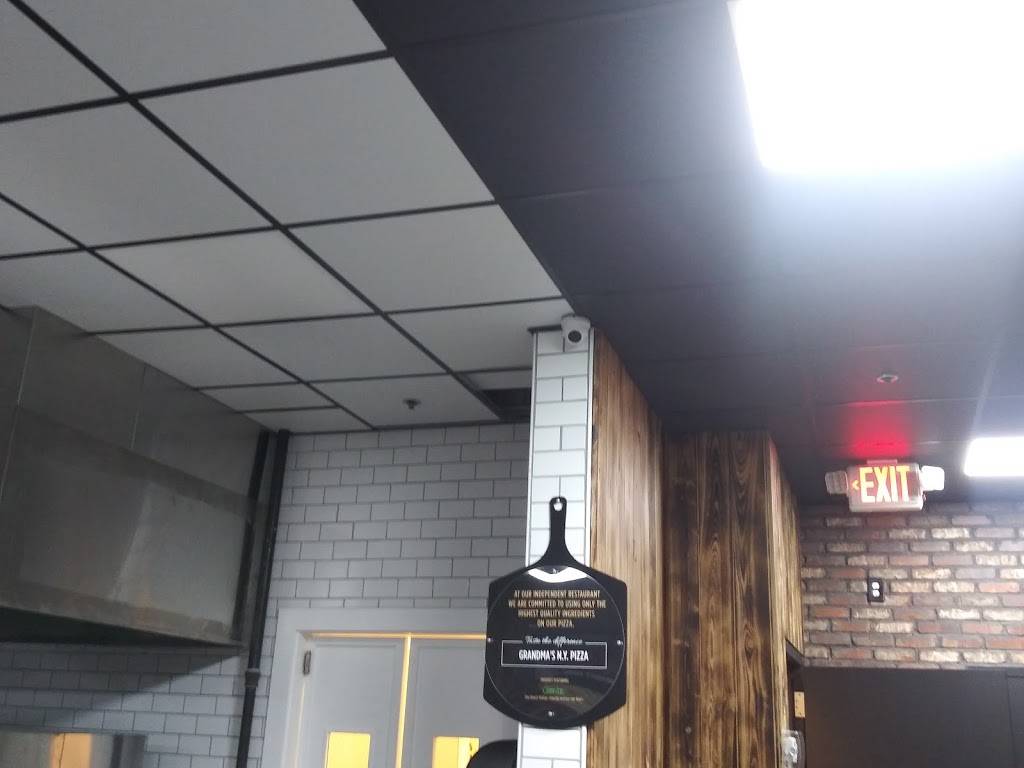Grandmas NY Pizza | restaurant | 2950 Buford Hwy #160, Cumming, GA 30041, USA | 4708392404 OR +1 470-839-2404