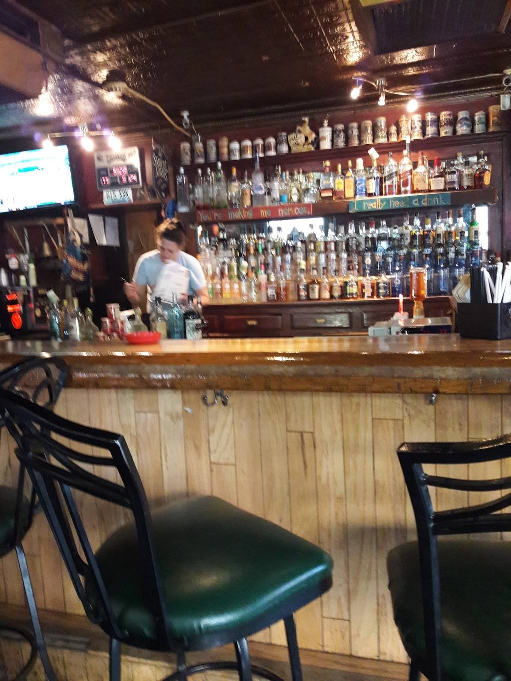 Rileys Restaurant & Pub | restaurant | 4505 Main St, Whitehall, PA 18052, USA | 6102629911 OR +1 610-262-9911