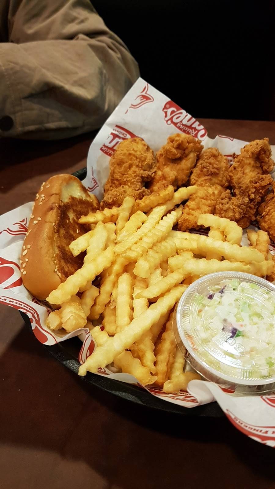 Raising Canes Chicken Fingers | meal takeaway | 10938 Culebra Rd, San Antonio, TX 78253, USA | 2106889814 OR +1 210-688-9814
