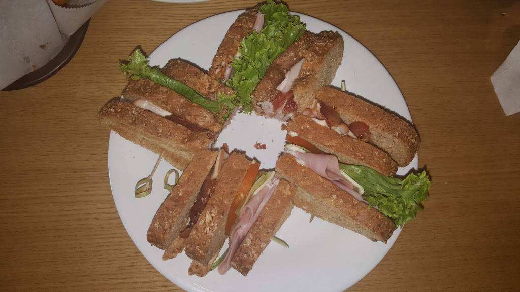 Albatross Public House and Pizzeria | restaurant | 8255 Clubhouse Way, Jonesboro, GA 30236, USA | 7704788606 OR +1 770-478-8606