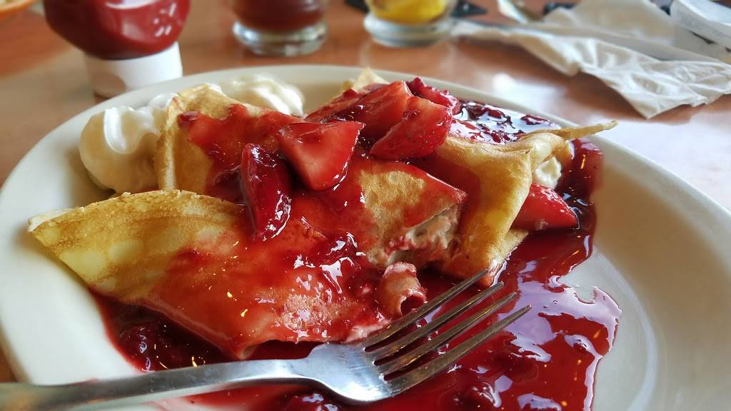 Village Inn | bakery | 3535 S Meridian Ave, Wichita, KS 67217, USA | 3169469000 OR +1 316-946-9000