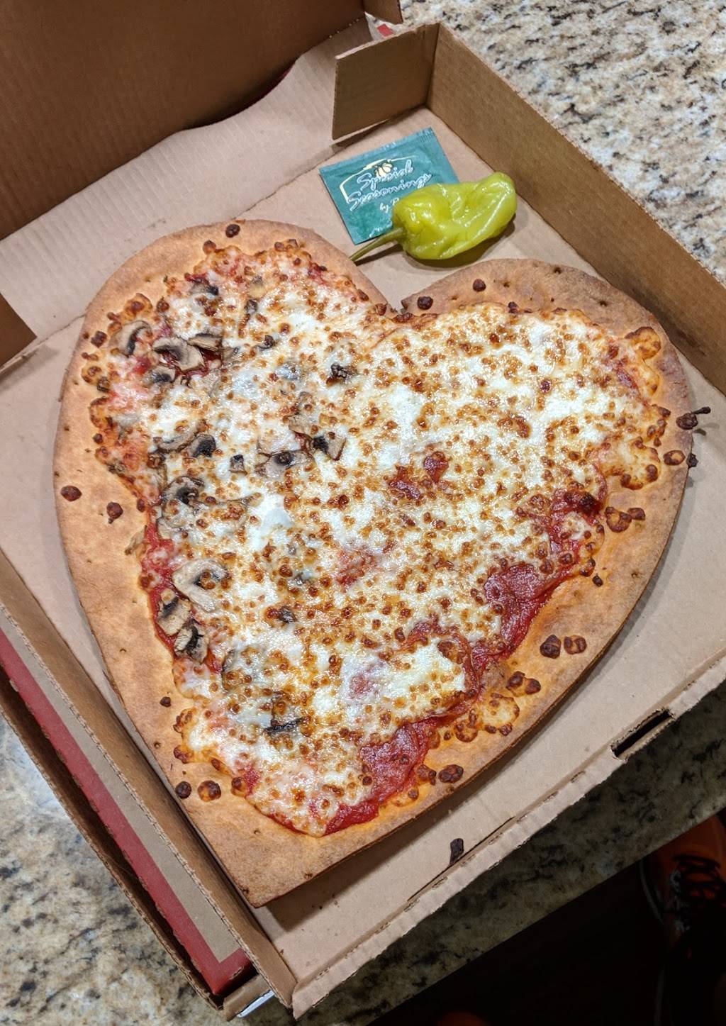 Papa Johns Pizza | restaurant | 3112 N Navarro St, Victoria, TX 77901, USA | 3615757272 OR +1 361-575-7272