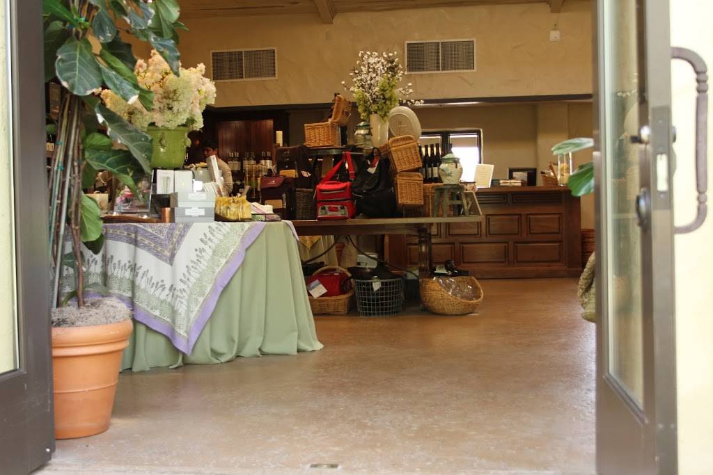 Lumberjacks | restaurant | 501 E Cypress Ave, Redding, CA 96002, USA | 5302232820 OR +1 530-223-2820