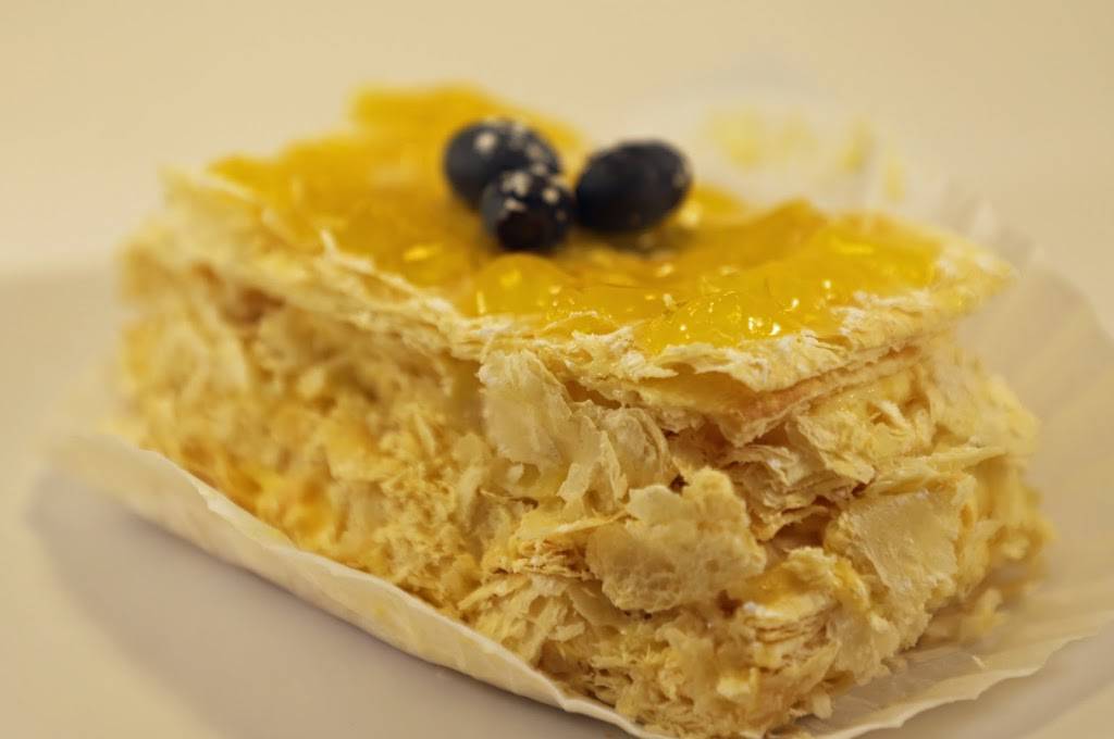 Giovannis Italian Bakery & Cafe | restaurant | 13019 W Alameda Pkwy, Lakewood, CO 80228, USA | 7205354260 OR +1 720-535-4260