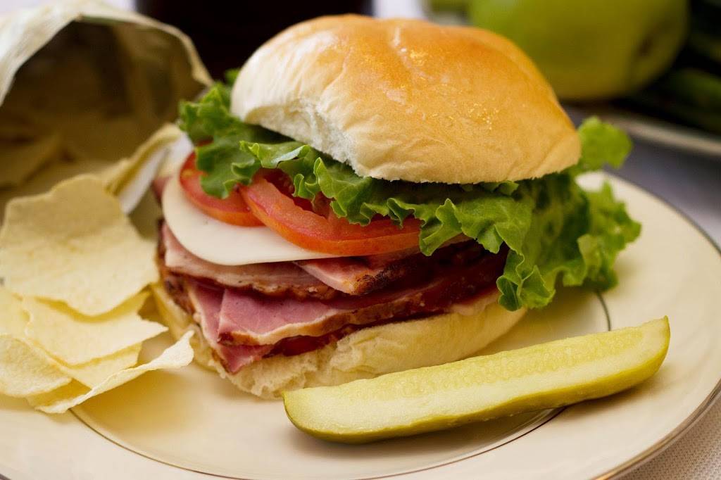 Apple Lane - Decatur | restaurant | 23027 AL-20, Tanner, AL 35671, USA | 2563517803 OR +1 256-351-7803