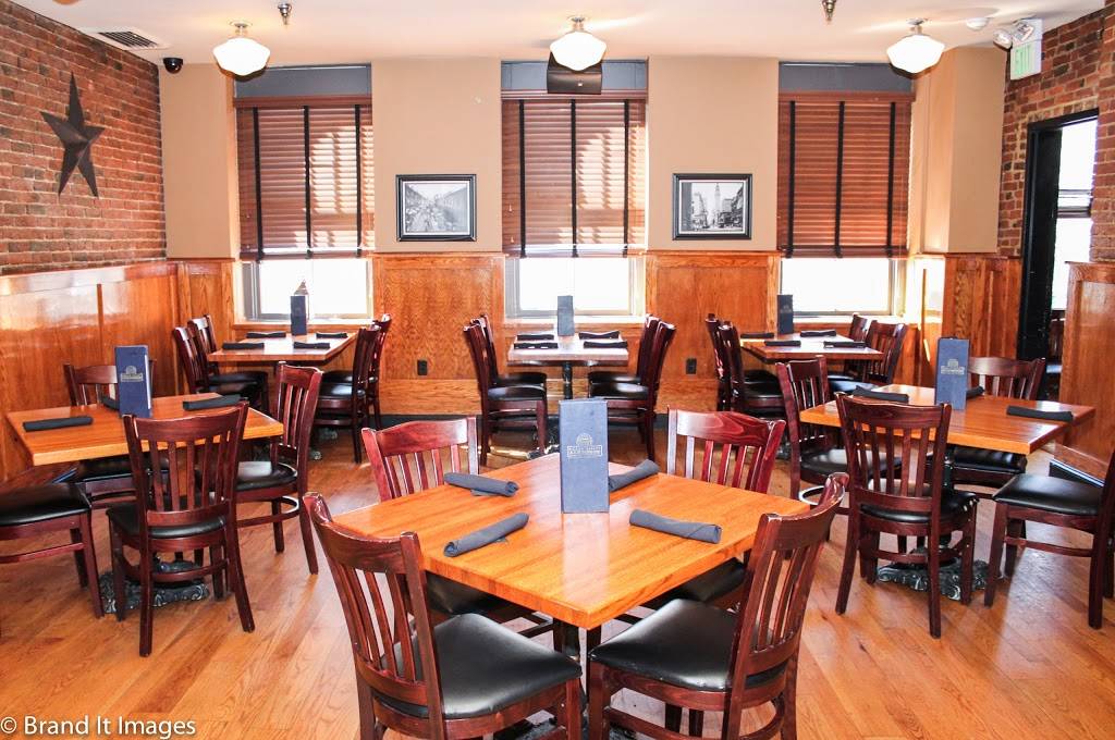 Pratt Street Ale House | restaurant | 206 W Pratt St, Baltimore, MD 21201, USA | 4102448900 OR +1 410-244-8900