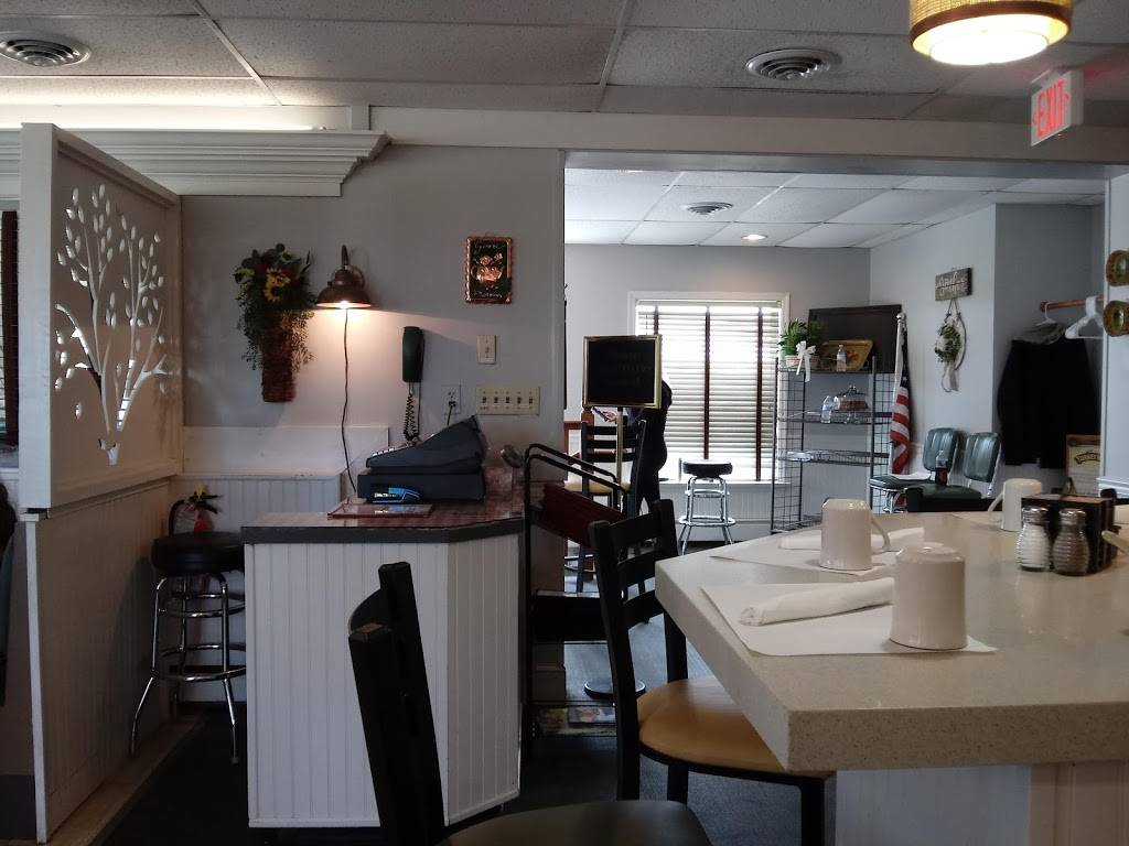 Melissas Country Grill | restaurant | 1426 Lancaster Pike, Quarryville, PA 17566, USA | 7179550801 OR +1 717-955-0801